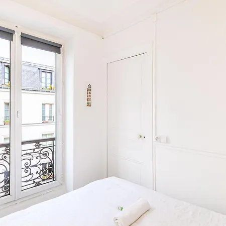 Guestready - Charme Et Confort Dans Le 11ᵉ Arr. Appartamento